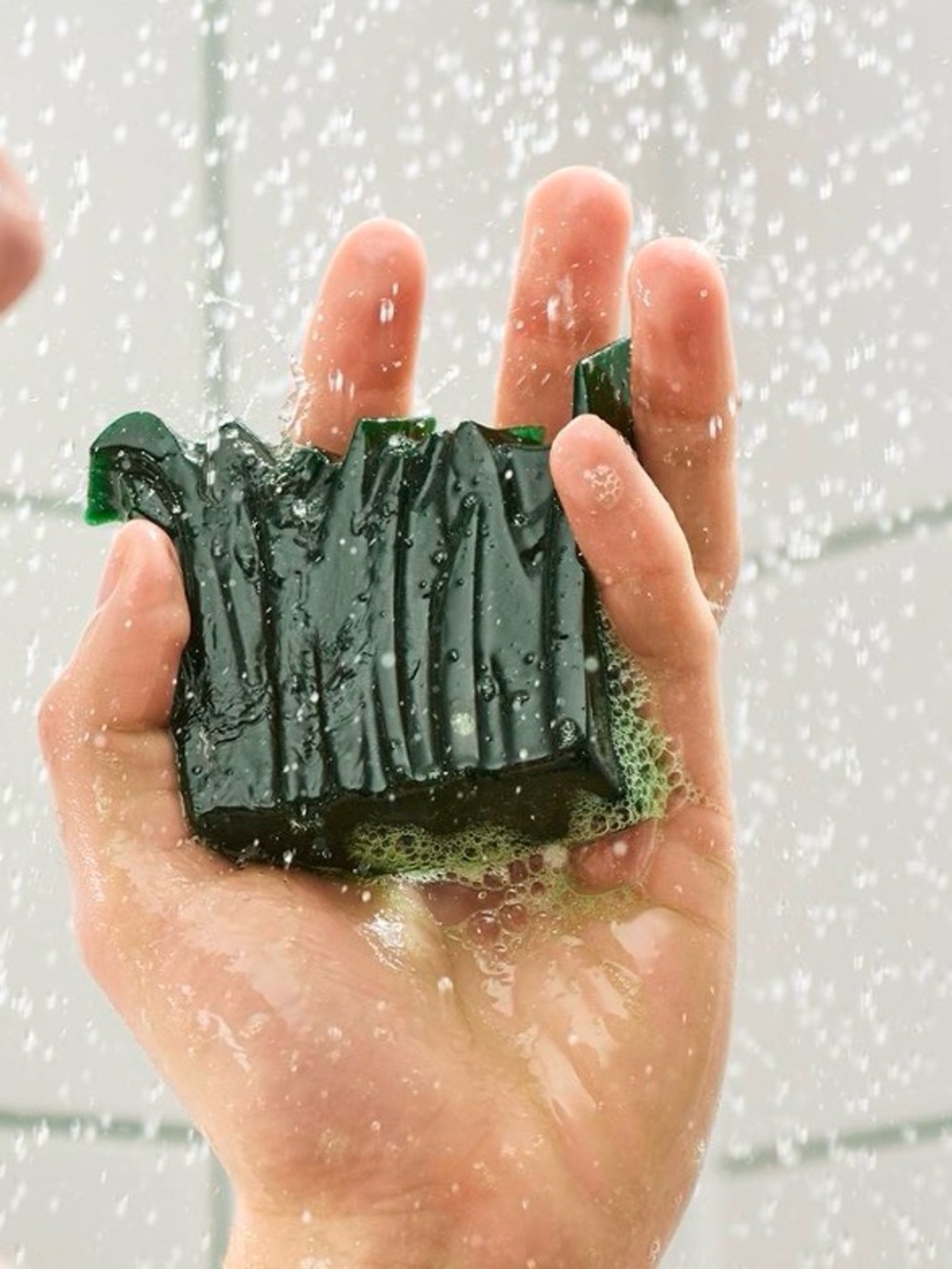 LUSH GROUNDING SHOWER GUMMY LUSH CLUB LIMITED EDITION BRAND NEW TRAMP SCENT